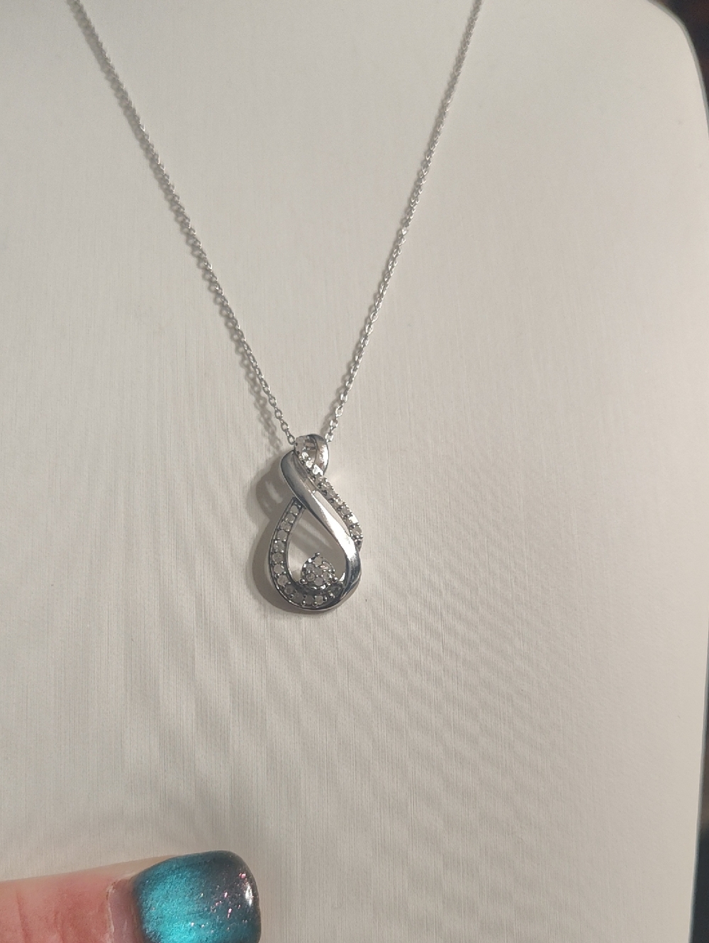 Sterling Silver Infinity Pendant Necklace with 0.25 Tw Diamond Retail $570